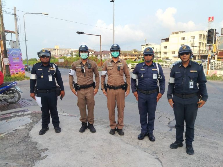 ลงพื้นที่ตรวจสอบสภาพการจราจร และป้องกันเหตุในพื้นที่สำคัญ